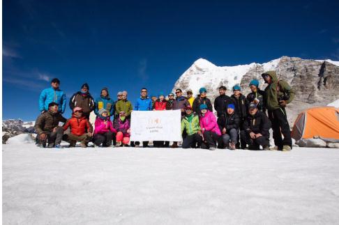 中国无氧登山第一人宋玉江成功登顶珠峰